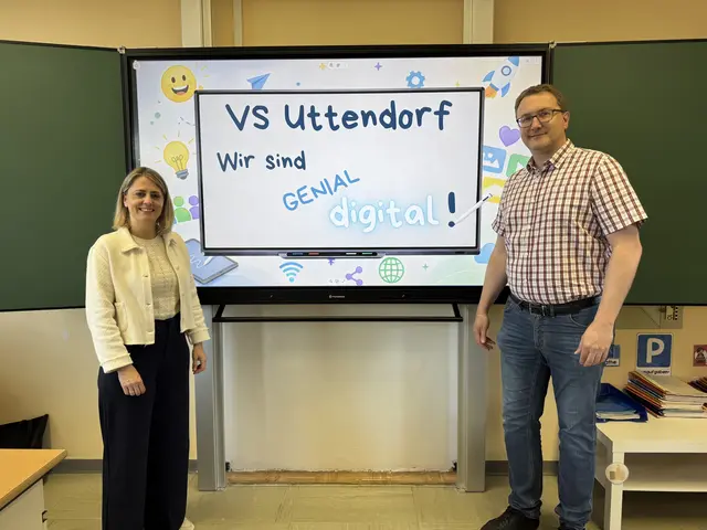 Volksschuldirektorin Bettina Ries und Bürgermeister Johannes Manglberger. | Foto: VS Uttendorf