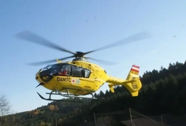 Der 46-jährige Mann wurde nach dem Arbeitsunfall in Feldbach im Rettungshubschrauber zum LKH Graz geflogen. (Symbolfoto)