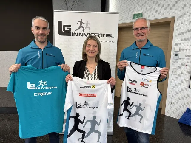 Franz Gattermann, Elisabeth Weissensteiner und Johann Kinzl werben für den 2er-Teamstundenlauf.