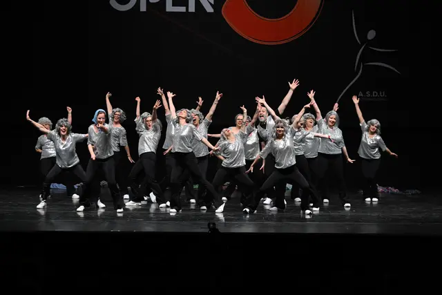 Forever Young Crew mit "Seniors Club"