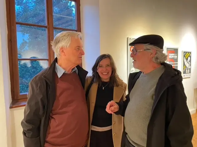 Künstler Willi Pechtl begrüßte zur Vernissage zahlreiche Freunde und Wegbegleiter. | Foto: Pechtl
