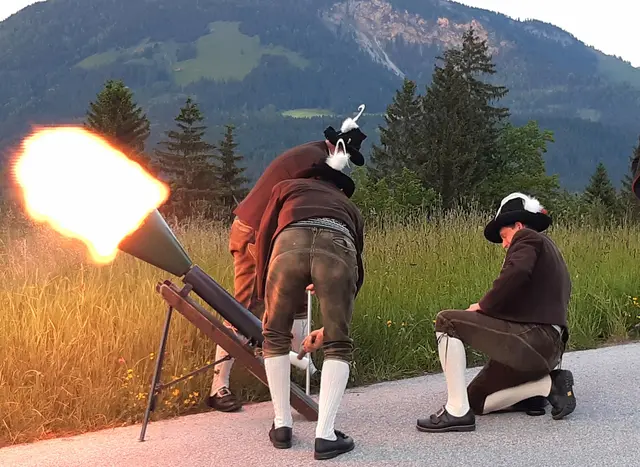 Traditionelles Böllerschießen zu Fronleichnam in Nötsch | Foto: Privat