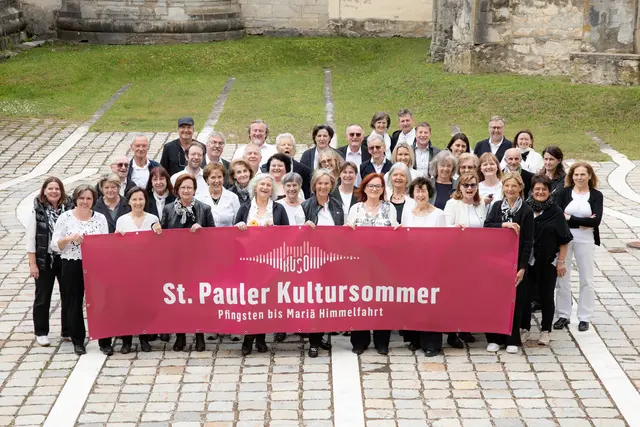 Der Stiftschor und der Singkreis Wolfsberg werden bei der Festmesse zur Eröffnung singen. | Foto: KUSO