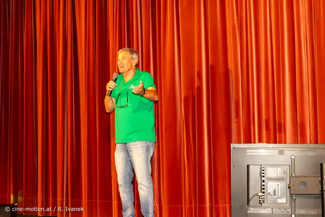 Begrüßung durch den Obmann  der Naturfreunde - Manfred Schmiedbauer. | Foto: cine-motion.at / R. Ivanek
