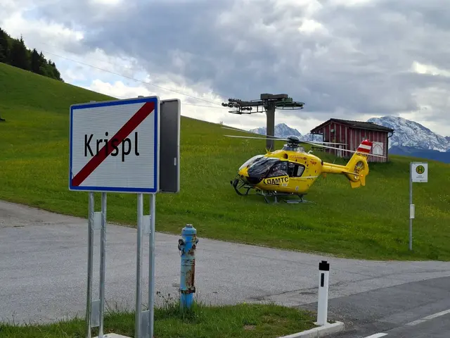 Der Rettungshubschrauber Christophorus 6 stand bei der Personenrettung in Krispl im Einsatz. | Foto: Freiwillige Feuerwehr Krispl