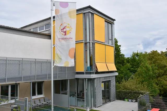 Der Kinderlieder-Wanderweg, eine 2,5 km Runde, wurde im Wanderdorf Bad Kreuzen eröffnet. An zehn Stationen kann man sich Kinderlieder anhören und mitsing. Die Zeichnungen dazu wurden von den Mädchen und Buben des Kindergartens gestaltet.  | Foto: Robert Zinterhof