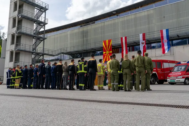 Festakt beim Landes-Feuerwehrverband in Telfs. | Foto: Landesfeuerverband Tirol/Lintner