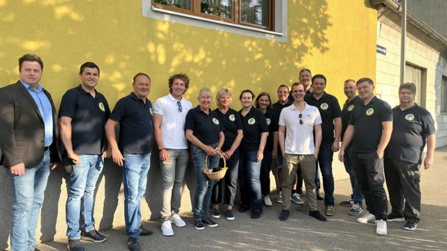 Liste RAM-Team: Vizebürgermeister Gerald Baumgartlinger, Gemeinderat Josef Jäger, Bürgermeister Thomas Ram, Gemeinderat Tobias Leister, Stadträtin Astrid Taschner, Cornelia Babo, Gemeinderätin Manuela Binder, Stadträtin Eva Lotz, Matthias Hautzenberger, Stadtrat Jakob Kallinger, Gemeinderat Bernhard Kumpf, Gemeinderat Daniel Albrecht, Stadtrat Thomas Bäuml, Gemeinderat Tobias Rigler, Gemeinderat Michael Pfeiffer | Foto: Stadtgemeinde Fischamend