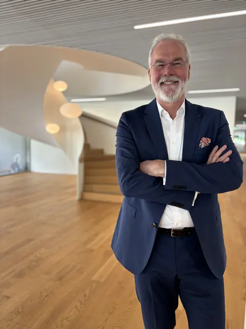Gab viele Impulse zur Pflege und regte zum Nachdenken an: Jürgen Osterbrink.  | Foto: Sabrina Moriggl