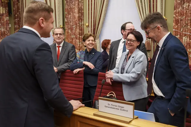 Bei der Europakonferenz der deutschsprachigen Landtagspräsidentinnen und Landtagspräsidenten standen aktuelle europäische Entwicklungen und die Zusammenarbeit der Regionen im Fokus. Der Austausch diente dazu, gemeinsame Positionen und Anliegen der Landesparlamente zu diskutieren. | Foto: Chambre Des Deputes/Luxemburg