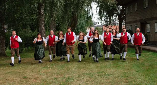 Das 67. Bezirksblasmusikfest des Bezirks Ried findet in Mehrnbach statt. Der Vorstand des Vereins läuft in großen Schritten auf das Fest zu, das von Freitag, 19. bis Sonntag, 21. Juni 2026 stattfindet.  | Foto: Julia Gradinger