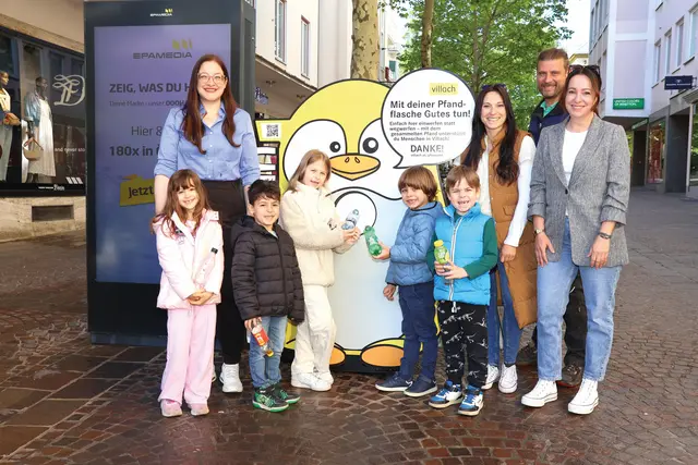 Pfandolin ist am oberen Hauptplatz nicht zu übersehen.  | Foto: Stadt Villach/Kompan