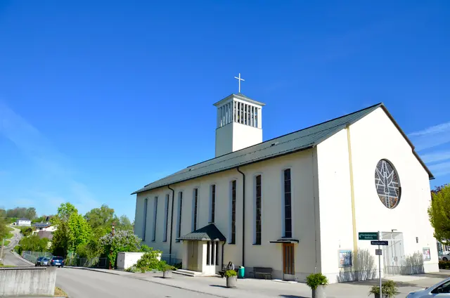 Riedberg-Kirche feiert 70-jähriges Bestehen
