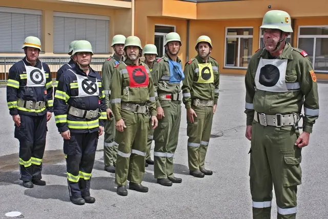 In Bronze B triumphierte die 4. Gruppe der Feuerwehr Köstendorf.  | Foto: BFKdo Hermagor - BI Florian Jost