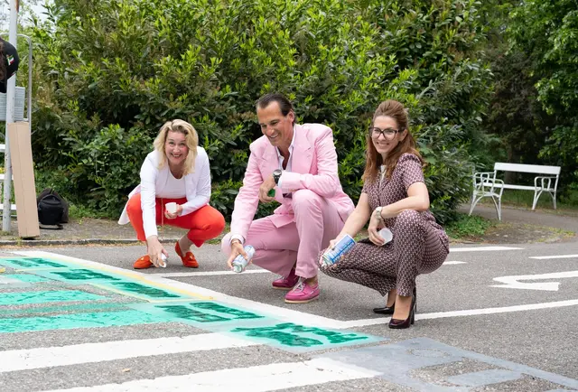 Ulrike List (Vorständin Stadtmarketing-Baden), Thomas Schwabl (Gründer und Geschäftsführer Marketagent) und Carmen Jeitler-Cincelli (Bürgermeisterin der Stadt Baden). | Foto: Katharina Axmann