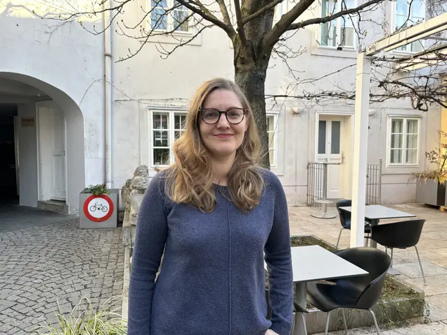 Sarah Mayer ist die bisherige und auch neue Neos-Bezirkssprecherin. Lukas Döpel wird ihre Stellvertretung übernehmen. Markus Österreicher, Lisa Kern, und Manuel Hanselmann komplettieren das Team. | Foto: Nathanael Peterlini/MeinBezirk