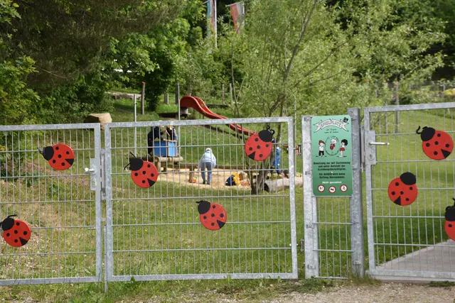 Natur-Spielplatz Bad Kreuzen. Start/Ziel des Kinderlieder-Wanderweges.  | Foto: Robert Zinterhof