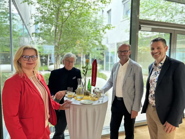 Im Bild v. l. n. r.: Elke Schmiderer, Kristian Philipp, Herman Hagleitner, Franz Bäckenberger | Foto: Anna Wallner