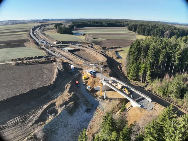 Ziel ist es, die neue Umfahrung bis Herbst 2027 vollständig für den Verkehr freizugeben. | Foto: Land NÖ