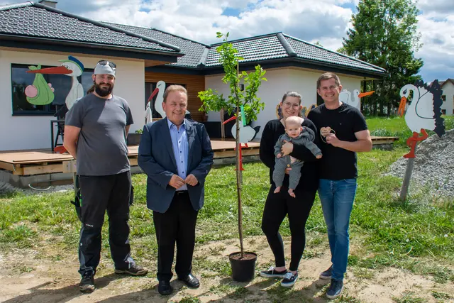 Vom Wickeltisch in die Zwettler Gärten