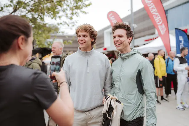 Die Brüder Matti und Jan Waldner (Stew Crew) sorgten auf und neben der Strecke für gute Stimmung.  | Foto: Nadine Studeny