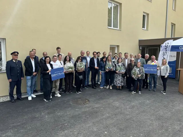 Offizielle Schlüsselübergaber für 16 neue Wohnungen an der Adresse Lenaugasse 10 am Kapfenberger Schirmitzbühel. | Foto: MeinBezirk/Angelika Kern