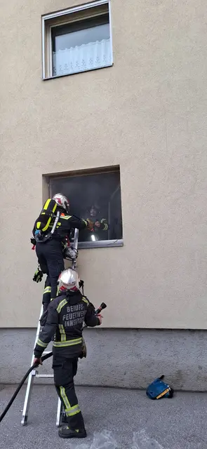 Mann (87) tot in Innsbrucker Wohnung entdeckt, Ursache unklar