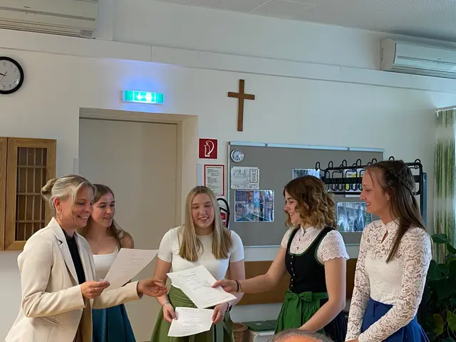 Zertifikats- und Urkundenüberreichung durch Simone Weber | Foto: FS Maria Lankowitz