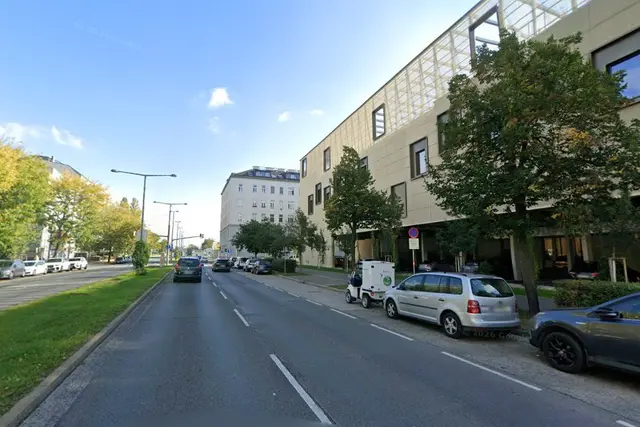 Die Parkspur wird tagsüber dem Radverkehr weichen müssen. | Foto: Google Maps