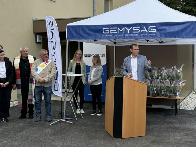 Gemysag-Geschäfsführer Joachim Ninaus bei  seinen Begrüßungsworten. | Foto: MeinBezirk/Angelika Kern