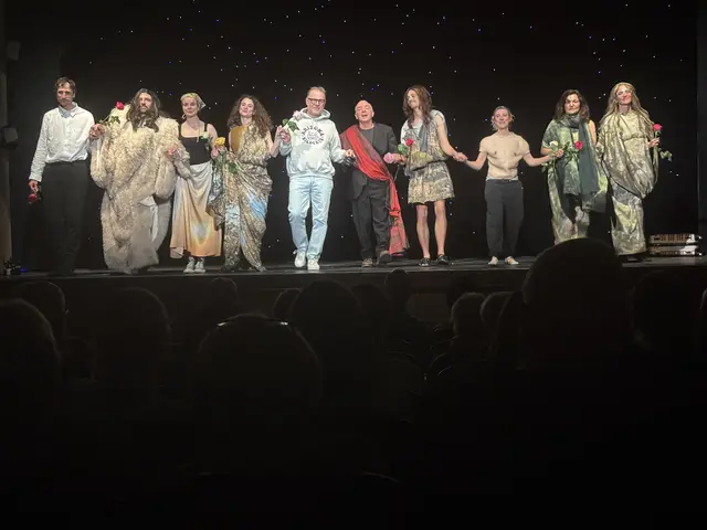 Mit "Speed - Auf den letzten Metern" ging die letzte Landestheater-Produktion der ablaufenden Saison im stadttheater über die Bühne. | Foto: Schauer