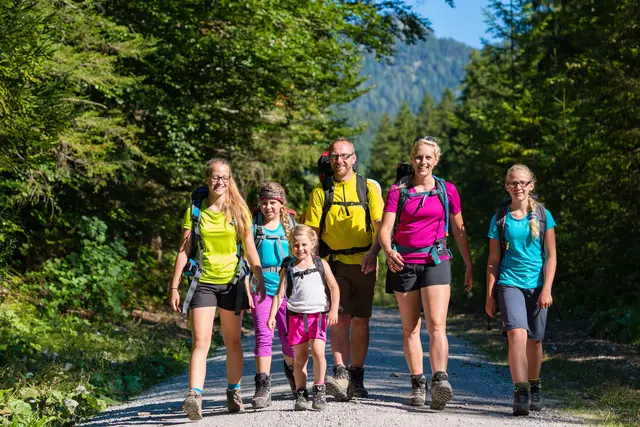 Am 31. Mai findet ab 8 Uhr das beliebte Nationalpark-Familienfest in Mallnitz statt.  | Foto: stock.adobe.com/Kzenon