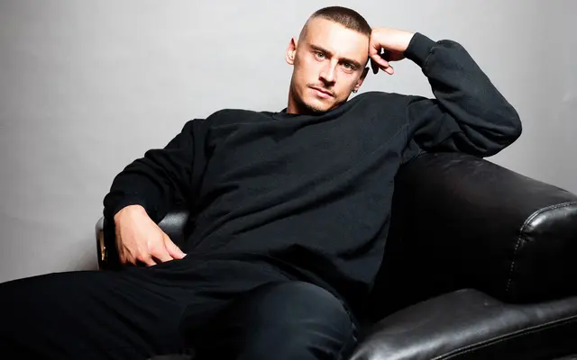Headliner ist DISARSTAR, eine der markantesten Stimmen des deutschsprachigen Rap und steht bei der neuen Opening Night auf der Bühne. | Foto: Ferdinand Meyen