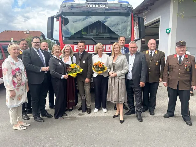 Föhrenaus Feuerwehr feiert zwei Neuzugänge, für sichere Einsätze in der Region