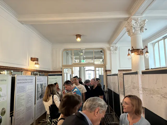Im Ehrbar Saal in der Mühlgasse 30 wurden die Entwürfe für die Umgestaltung der Mühlgasse vorgestellt. (Archiv) | Foto: Nathanael Peterlini/MeinBezirk