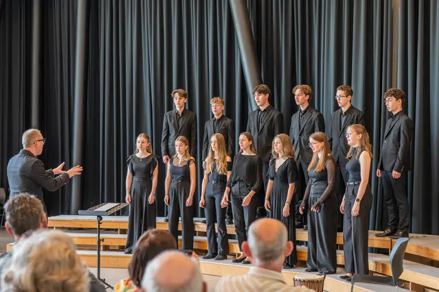 Die 8M-Klasse des Musikgymnasiums am Adalbert Stifter Gymnasium Linz beim 74. Europäischen Musikfest für die Jugend. | Foto: EMJ