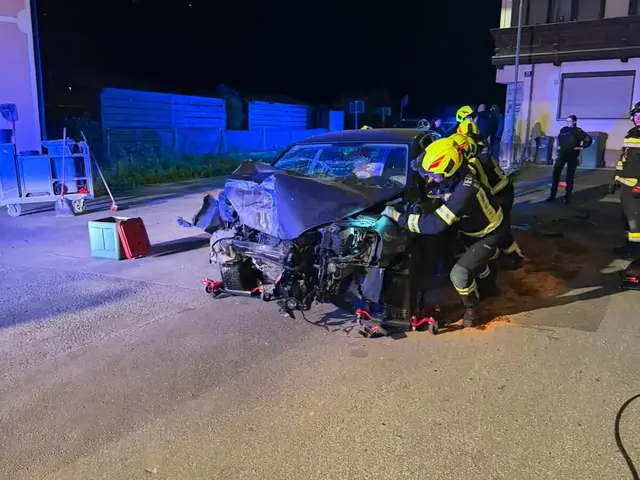 Die FF Bärnbach musste das havarierte Fahrzeug bergen. | Foto: FF Bärnbach