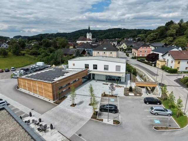 Blick auf das neue Ortszentrum von Saxen | Foto: Albert Kern/BGBTV