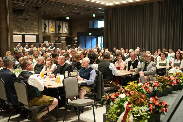 Der vollbesetzte Stadtsaal Bischofshofen | Foto: Johannes Burger/Stadtgemeinde Bischofshofen