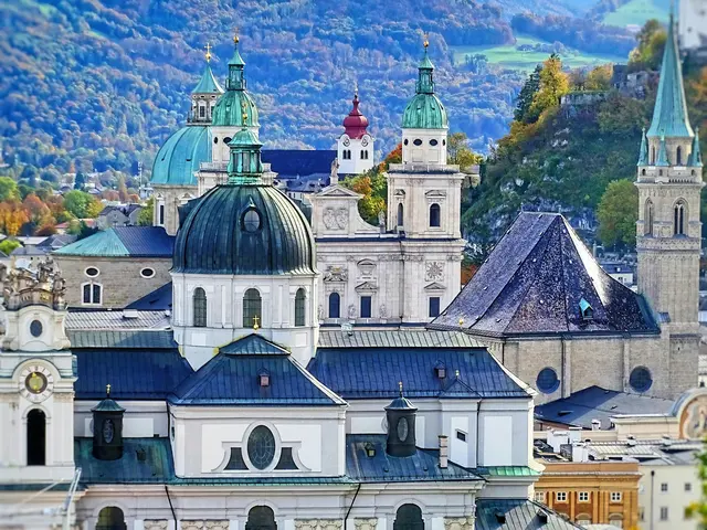Im Salzburger Dom finden Pfingstnovenen noch bis Samstag, 23. Mai, täglich um 18 Uhr im Rahmen einer 30‑minütigen Feier am Pfingstaltar statt. | Foto: pexels / Zepps Project