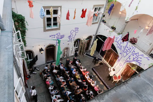 Das Monologfestival lädt von 8. bis 12. Juli an außergewöhnliche Spielorte in der Linzer Innenstadt. | Foto: Philip Brunnader