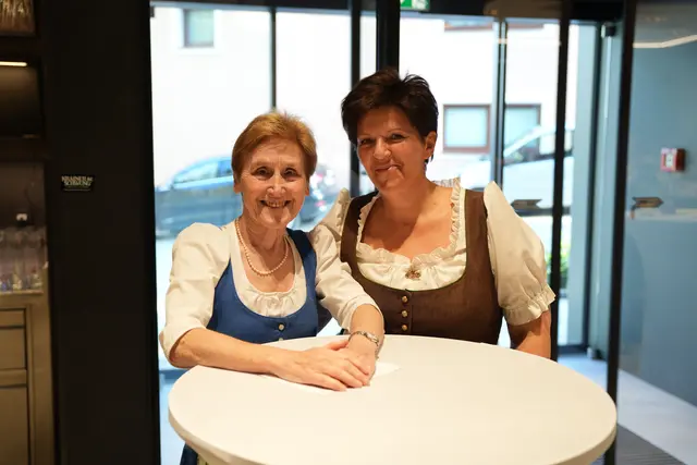 Martina Mayr und Theresia Saller | Foto: Johannes Burger/Stadtgemeinde Bischofshofen