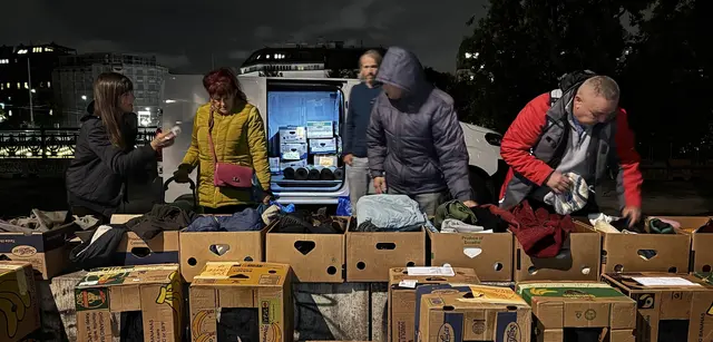 Obdachlose Menschen werden mit Klamotten und anderen essenziellen Artikeln unterstützt. In den Wintermonaten sind die Sachspenden besonders wichtig. | Foto: Verein Mut
