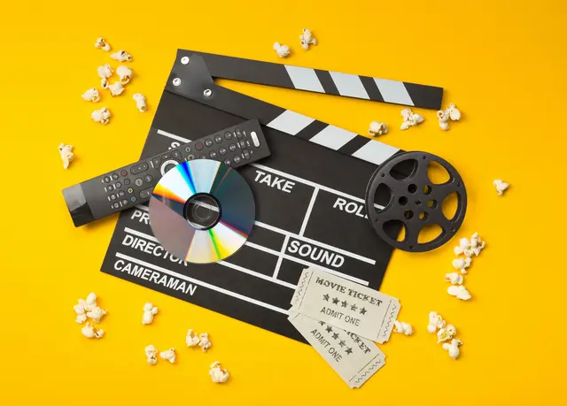 Das Freiluftkino hat ein begrenztes Platzangebot. | Foto: smarterpix/Shawn Hempel