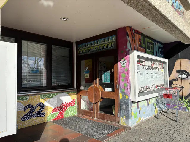VHS, GB* und Jugendzentrum haben bereits einen neuen Standort. | Foto: Michael Marbacher/MeinBezirk