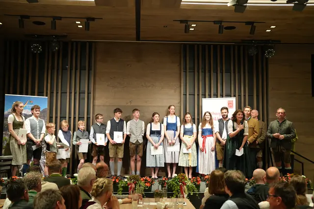 Alle TeilnehmerInnen des Wettbewerbes | Foto: Johannes Burger/Stadtgemeinde Bischofshofen