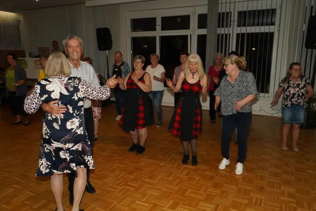 Letzter „5 Uhr Tee“ vor der Sommerpause am 3. Juni