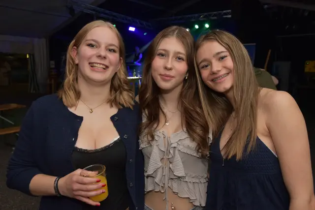 Miriam, Paulkinba und Leona sind in Stimmung | Foto: Alois Braid / zema.medien.de