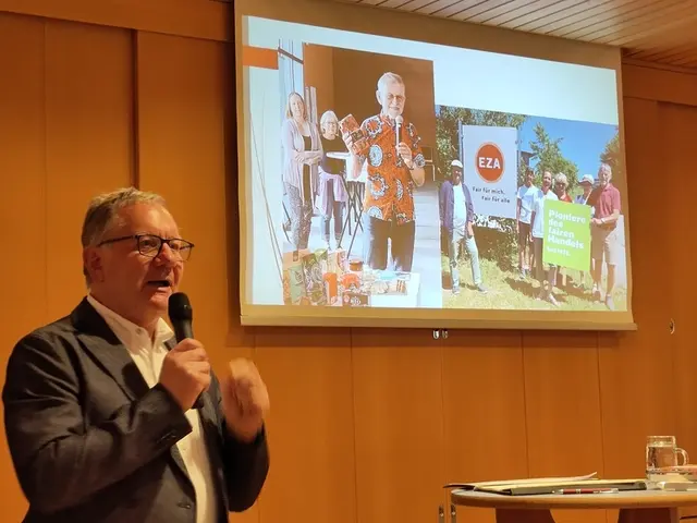 Josef Brandstetter moderierte den Abend.
