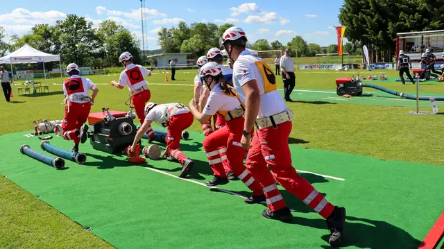 Erstmalig nahm auch eine Rotkreuz-Gruppe teil. | Foto: Bezirksfeuerwehrkommando Oberwart/Alexander Flaschberger